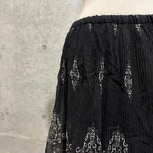 Load image into Gallery viewer, Black Pleated Mesh Cream Vic Midi Skirt
