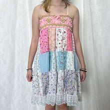 Load image into Gallery viewer, Pastel Candy Pink Toffee Flower Crochet Band Patchwork Mini Dress
