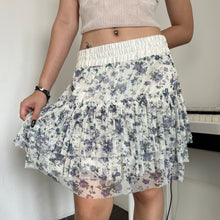 Load image into Gallery viewer, Purple White Floral Mesh Tiered Mini Skirt
