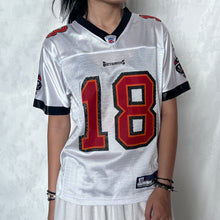 Load image into Gallery viewer, NFL White Red 18 Jersey Shirt
