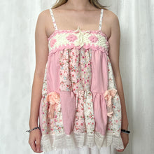 Load image into Gallery viewer, Pink Crochet Bow Solid Pink Mini Flowers Patchwork Cami Top
