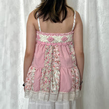 Load image into Gallery viewer, Pink Crochet Bow Solid Pink Mini Flowers Patchwork Cami Top
