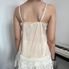 Load image into Gallery viewer, Apricot Mesh Lace Pearl Cami Top
