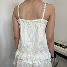 Load image into Gallery viewer, White Shimmery Ruffles Lace Pleats Cami Top
