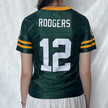 Load image into Gallery viewer, NFL Green Rodgers 12 Jersey Shirt Crop Fitting Peel
