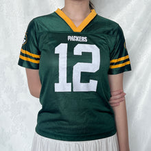 Load image into Gallery viewer, NFL Green Rodgers 12 Jersey Shirt Crop Fitting
