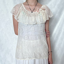 Load image into Gallery viewer, Cream Lace Ruffles Shoulder Cute Flower Pin Top
