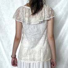 Load image into Gallery viewer, Cream Lace Ruffles Shoulder Cute Flower Pin Top
