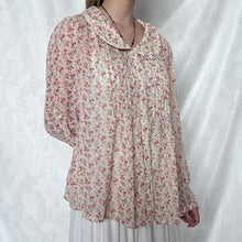 Load image into Gallery viewer, Baby Pink Floral Spring Alice Collar Button Long Sleeve Top
