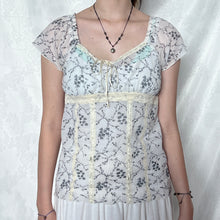 Load image into Gallery viewer, Blue Grey Flowers Mesh Lace Soft Short Sleeve Huggy Top
