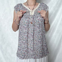 Load image into Gallery viewer, Purple Blue Floral Bohemian Lace Up Cap Sleeve Top
