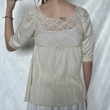 Load image into Gallery viewer, Cream Crochet Chest Pleated Bottom Half Sleeve Top
