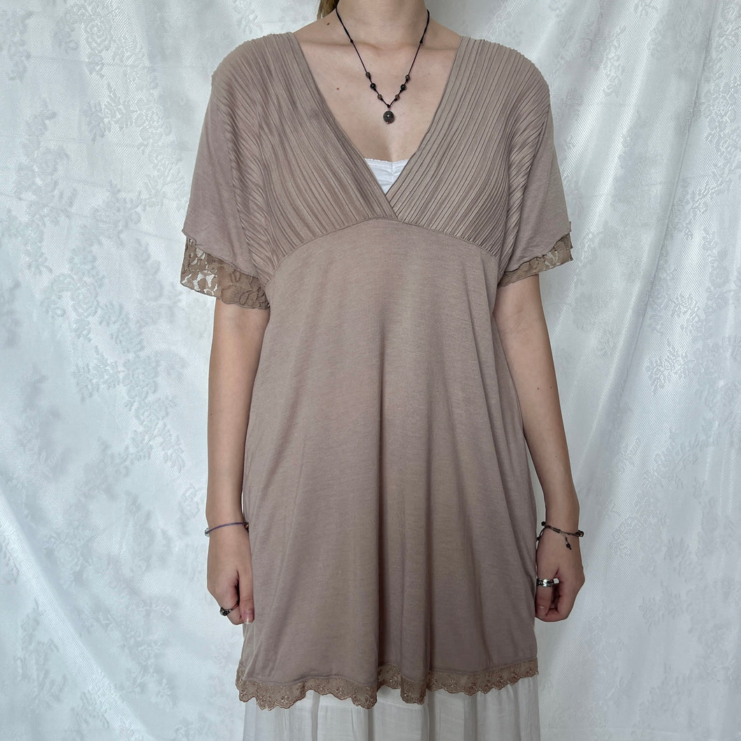 Brown Grey Pleated V-Chest Lace Tied Long Top