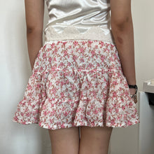 Load image into Gallery viewer, White Pink Flowers Tier Mini Skirt
