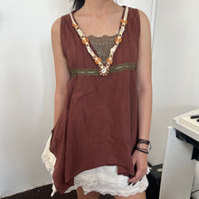 Load image into Gallery viewer, Brown Shells Green Lace Asymmetrical Sleeveless Top
