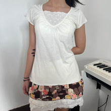 Load image into Gallery viewer, White Cotton Lace Tube Brown Floral Bottom Short Sleeves Top
