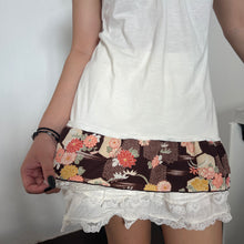 Load image into Gallery viewer, White Cotton Lace Tube Brown Floral Bottom Short Sleeves Top
