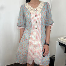 Load image into Gallery viewer, Blue Floral Lace Collar White Polka Buttons Short Sleeves Dress
