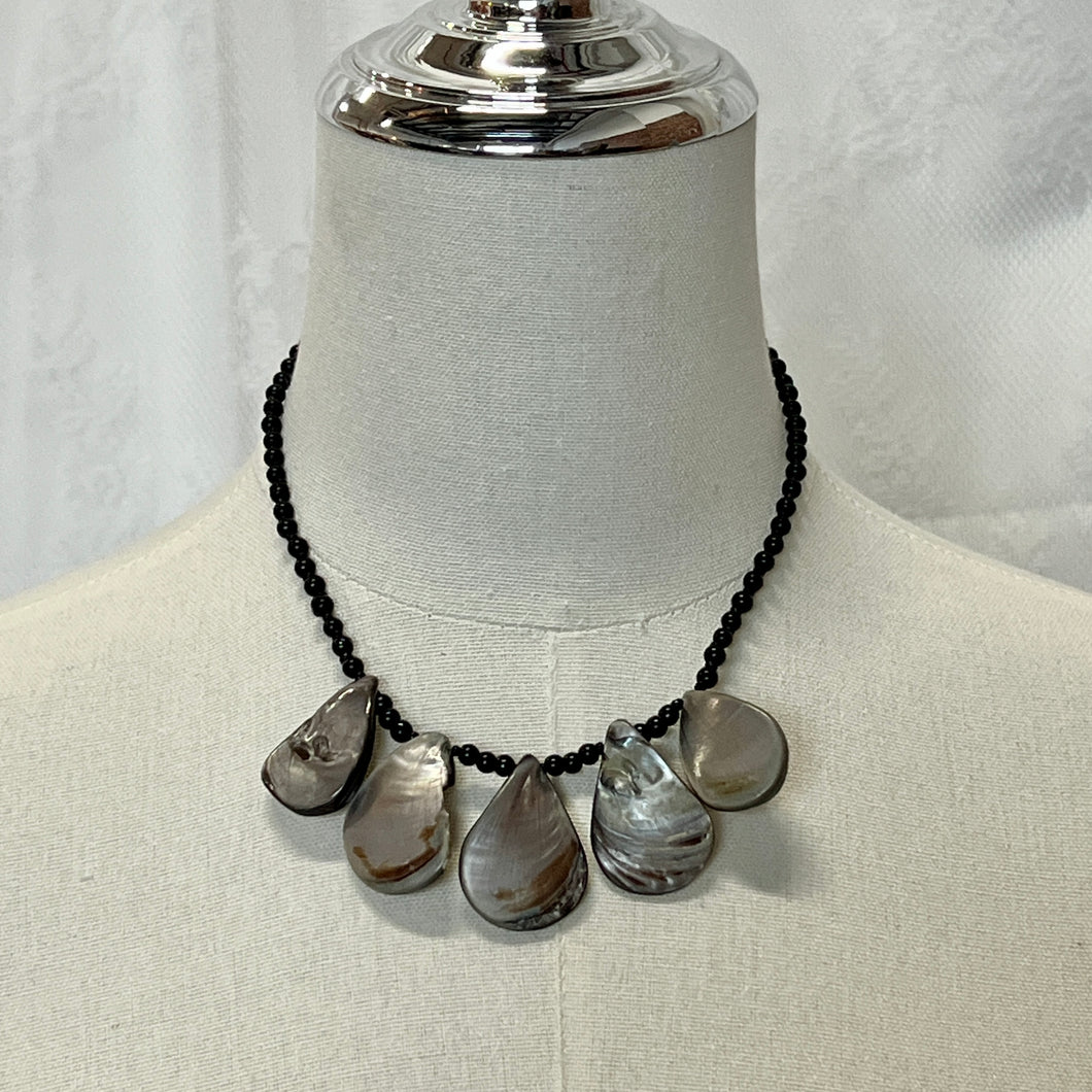 Five Pearl Pendant Black Beaded Necklace