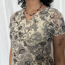 Load image into Gallery viewer, Cream Mesh Grey Hippie Paisley Short Sleeve Top
