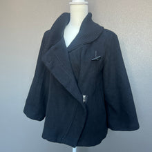 Load image into Gallery viewer, Black Overlap Wide Sleeves Jacket
