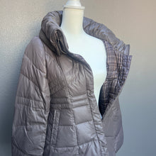 Load image into Gallery viewer, Brown Grey Ultra Light Down Jacket
