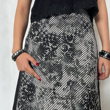 Load image into Gallery viewer, Black Base Mesh Bottom White Grids Maxi Skirt
