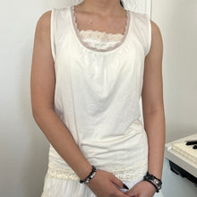 Load image into Gallery viewer, Cream Sleeveless Lace Chest Top
