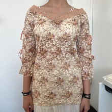 Load image into Gallery viewer, Dusty Orange Pink Floral Mesh Tie Sleeves Top
