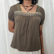 Load image into Gallery viewer, Grunge Green Japanese Square Neck Lace Short Sleeve Top
