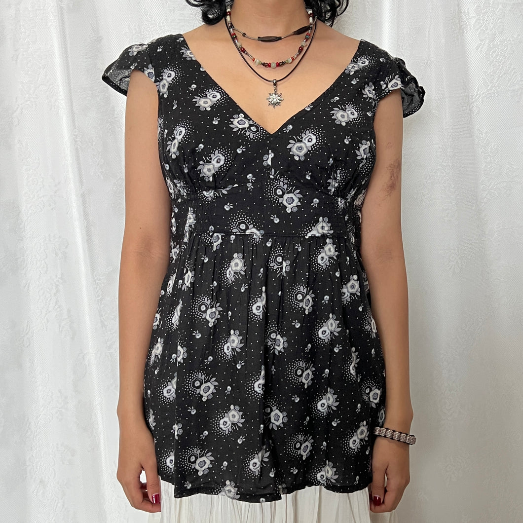 Black Base Grey Flowers V Neck Cap Sleeve Top