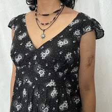 Load image into Gallery viewer, Black Base Grey Flowers V Neck Cap Sleeve Top
