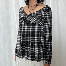 Load image into Gallery viewer, Black Plaid Twist Chest Babydoll Long Sleeves Top
