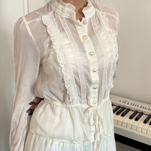 Load image into Gallery viewer, White Alice Tier Button Up Long Sleeves Top
