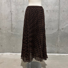 Load image into Gallery viewer, Brown Plaid Pleated Maxi Skirt
