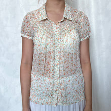 Load image into Gallery viewer, Summer See Through Floral Frayed Alice Mesh Short Sleeve Button Down Top
