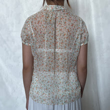 Load image into Gallery viewer, Summer See Through Floral Frayed Alice Mesh Short Sleeve Button Down Top
