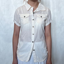 Load image into Gallery viewer, White Cotton Front Two Pocket Button Down Blouse Top
