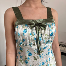 Load image into Gallery viewer, Silky Green Bow Blue Floral Top
