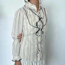 Load image into Gallery viewer, Axes Femme Cream Alice Long Sleeves Top
