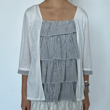 Load image into Gallery viewer, Grey Stripes Tier Mori Long Sleeves Top
