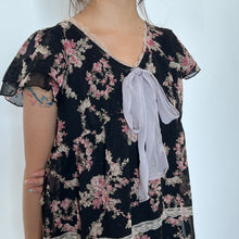 Load image into Gallery viewer, Black Mesh Pink Floral Tie Short Sleeves Top
