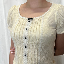 Load image into Gallery viewer, Cream Mesh Overlay Black Button Bow Top
