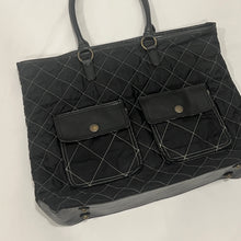 Load image into Gallery viewer, Black Quilt Leather Bag
