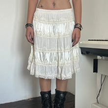 Load image into Gallery viewer, White Fairycore Silky Lace Tier Midi Skirt
