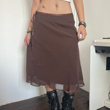 Load image into Gallery viewer, 90s/00s Brown Mesh Ribbon Tie Midi Skirt
