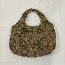 Load image into Gallery viewer, Oriental Hippie Shoulder Bag
