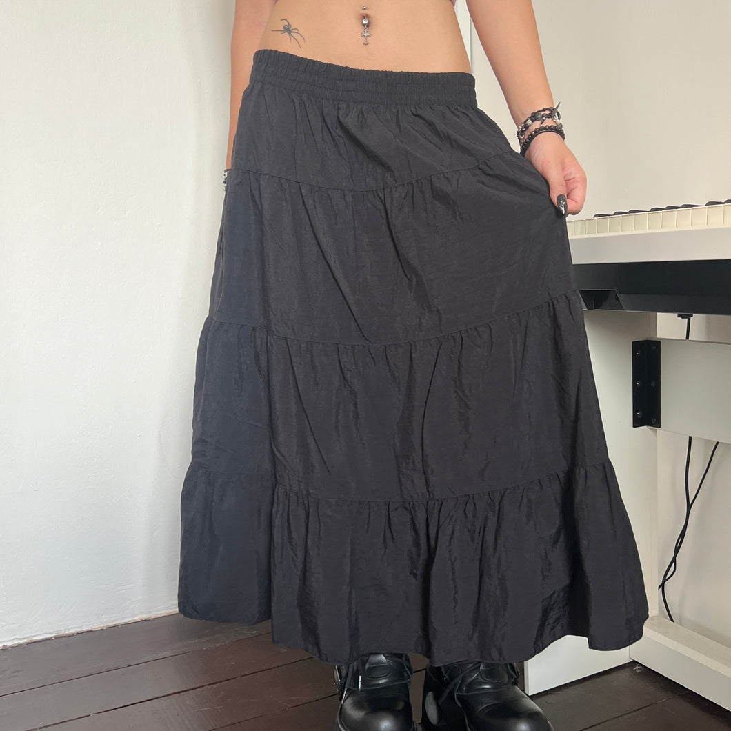 Black Lightweight Simple Tier Long Maxi Skirt