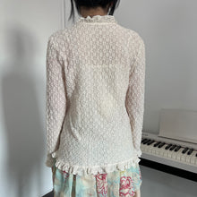 Load image into Gallery viewer, Cream Floral Lace Texture Button Long Sleeves Top
