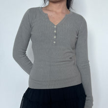 Load image into Gallery viewer, Grey Ribbed Fitting Quarter Button-Up Henley Sweater Top
